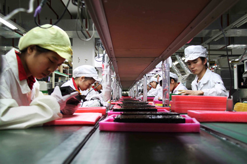 “中國(guó)代工”手機(jī)東南亞遭襲，當(dāng)?shù)卣苿?dòng)本土生產(chǎn)