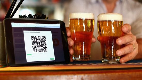 開放前夜，二維碼支付卷土重來