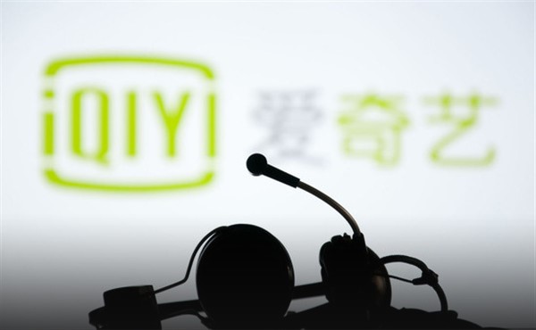 主流視頻網(wǎng)站入局真人秀場，或?qū)⒊蔀樾乱惠喆髴?zhàn)焦點