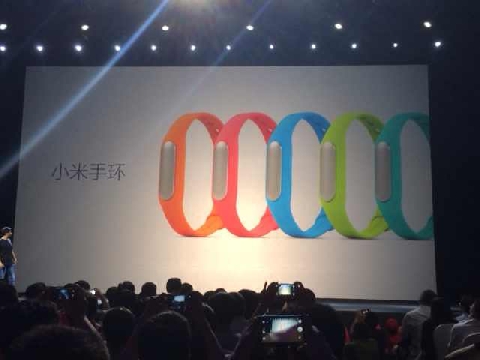 小米手環(huán)現(xiàn)階段還只是小米手機(jī)的配件