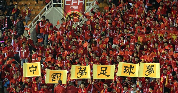 今日嗅評(píng)：阿里巴巴收購(gòu)其它隊(duì)來和恒大爭(zhēng)霸，這只是球迷的思維