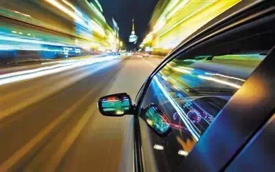 互聯(lián)網(wǎng)大佬都愛(ài)啥運(yùn)動(dòng)？馬云踢足球，雷軍沒(méi)事打打乒乓球,互聯(lián)網(wǎng)的一些事